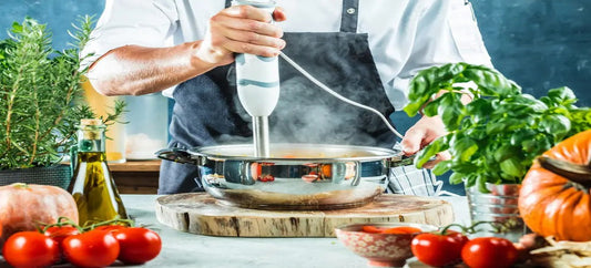 Guide to the Difference Between a Juicer and a Blender: Which One is Right for You?