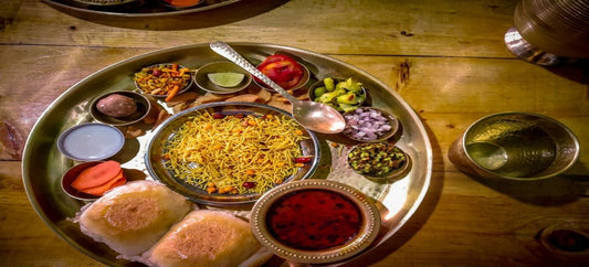 Hot and Spicy Misal Pav Recipe to Brighten Up Rainy Days