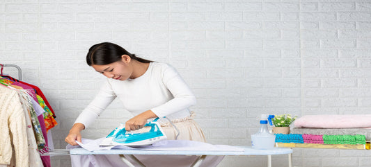 Steam Iron vs Dry Iron – Compare Features vs. Price!