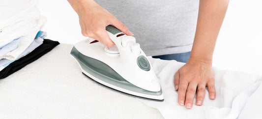 What is a Cordless Steam Iron?
