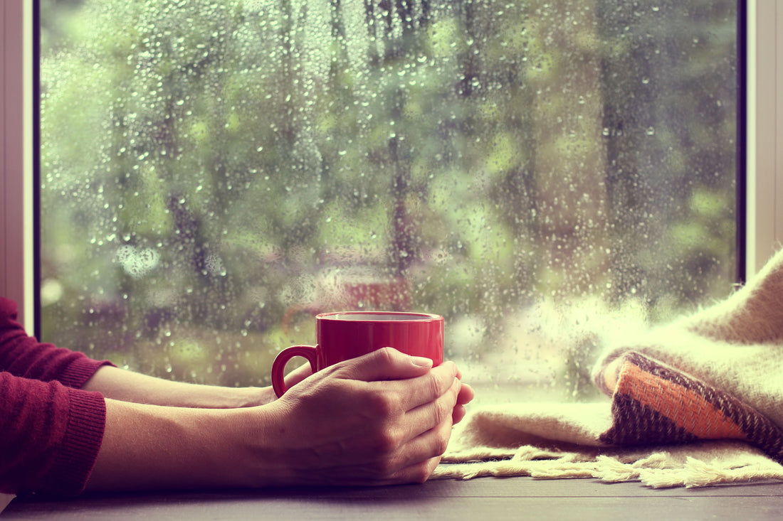 5 Best Drinks to Stay Warm This Monsoon